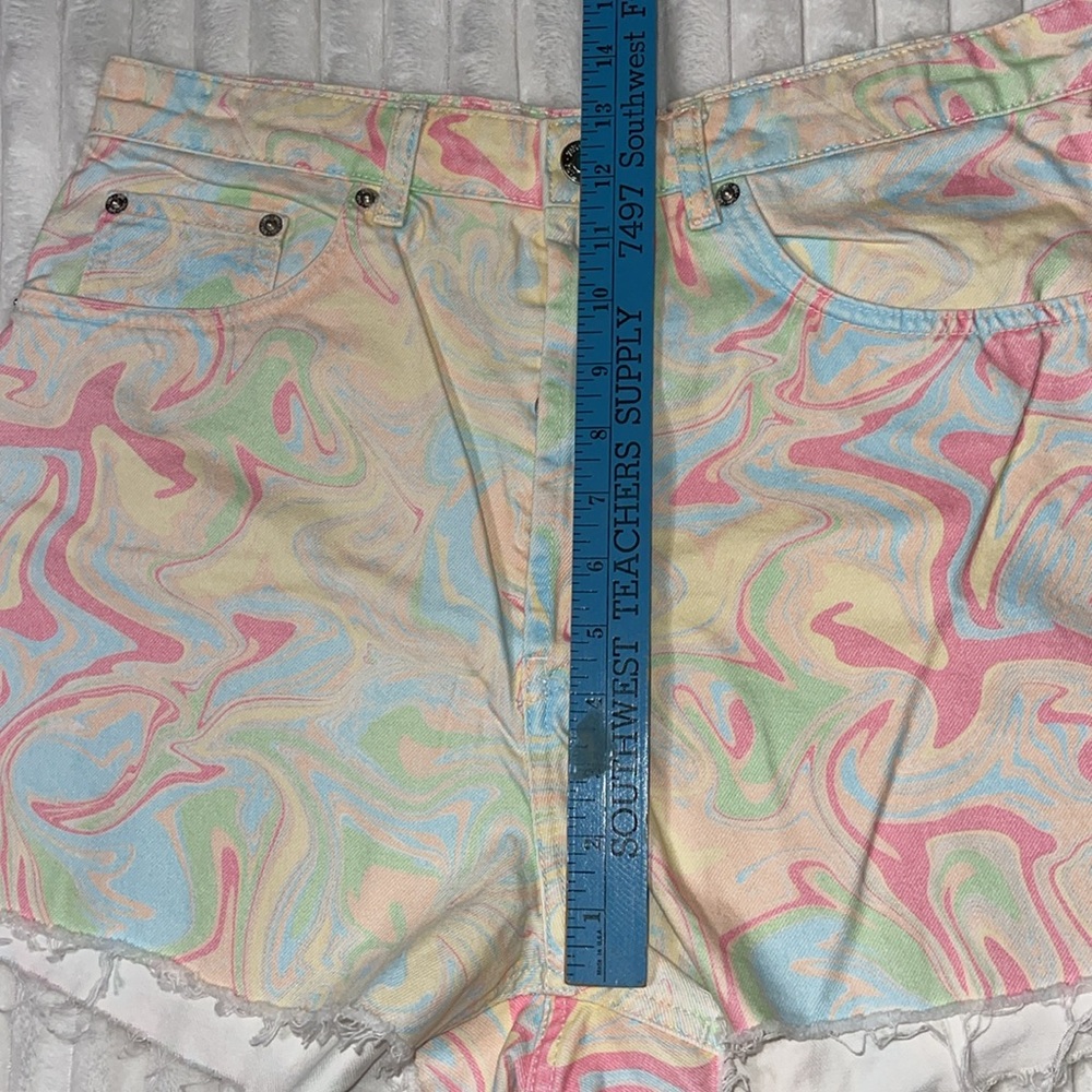Zara Watercolor Shorts | Size 12 - Picture 7 of 8